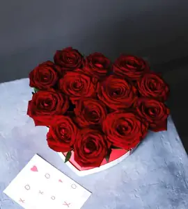 Коробка из роз в виде сердца