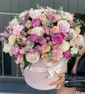 Коробка сборная из ассорти цветов №17