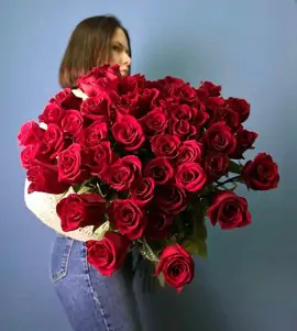 Монобукет из 51 красной розы 70 см