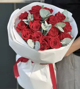 Букет из 15 красных роз